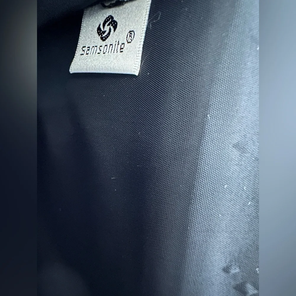 Samsonite - Black Canvas Wallet‎